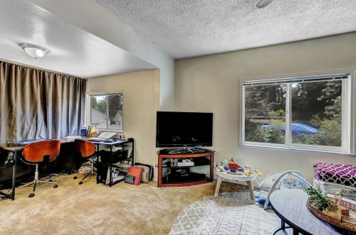 516 Packard Dr, Grass Valley CA  95945-7023 exterior