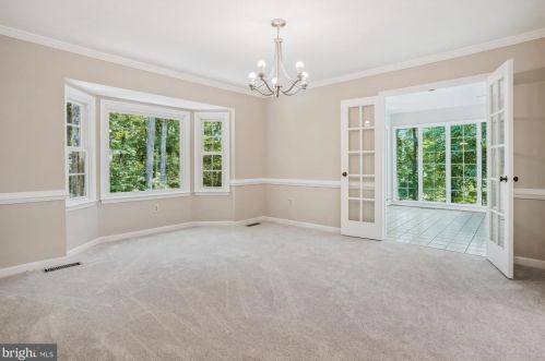 13015 Montpelier Ct, Woodbridge VA  22192-3356 exterior