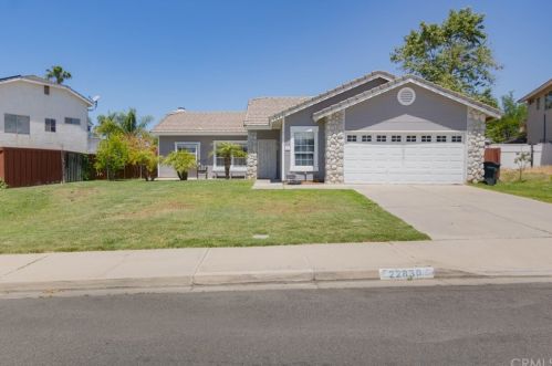 22830 Hunwut Dr, Wildomar, CA 92595-9696