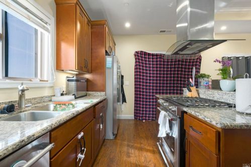 3619 Moorland Ave, Santa Rosa CA  95407-8107 exterior