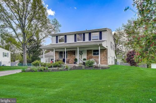 1590 Sylvan Dr, Blue Bell, PA 19422-3553