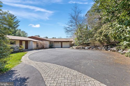 203 Owls Nest Rd, Wilmington, DE 19807-1129