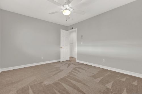 5949 Bounty St, San Diego CA  92120-2920 exterior