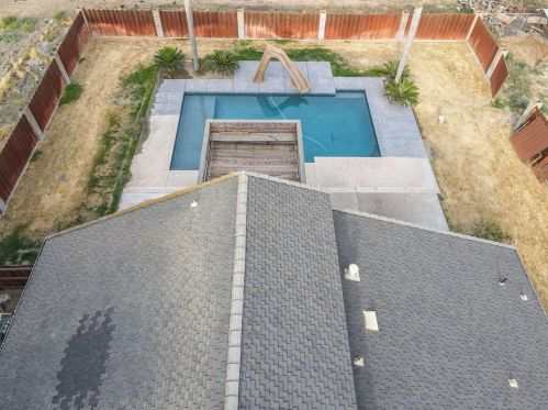 1812 Golf Rd, Turlock CA  95380-9746 exterior