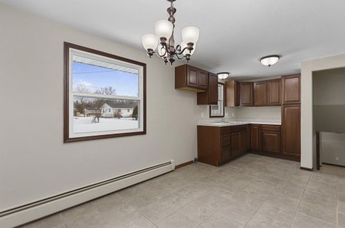 2441 Pecan St, Green Bay, WI 54311-5510