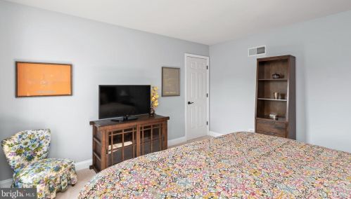 5915 Westover Dr, Navy Sup Dpt PA  17050-6871 exterior