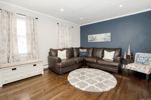 179 Astor Ave, Hawthorne NY  10532-1852 exterior