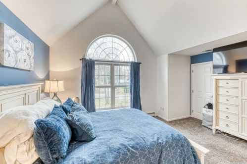 276 Country Rd, Miller Place NY  11764-2302 exterior