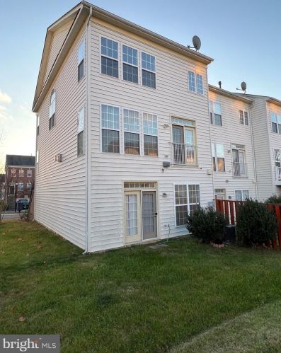 2760 Wakewater Way, Woodbridge, VA 22191-6017