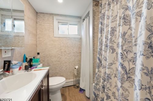 475 Preakness Ave, Paterson NJ  07502-2132 exterior