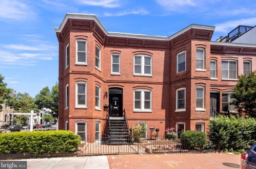 817 T St, Washington DC 20001-4119 exterior