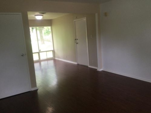 1018 Edinburg Ln, Denton TX  76209-1249 exterior