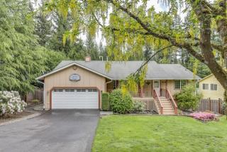 10124 Stoli Ln, Silverdale, WA 98383-8826