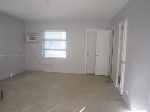 522 19th Ave, Hollywood FL  33020-4033 exterior