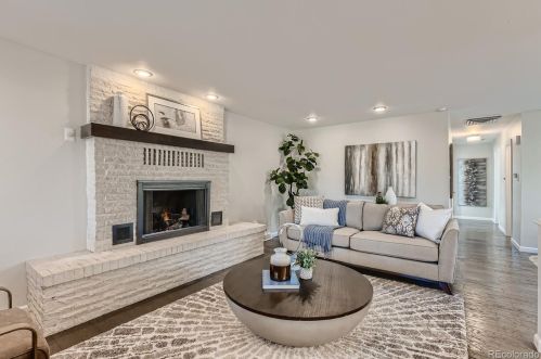 425 Jasmine St, Denver CO 80207-2818 exterior