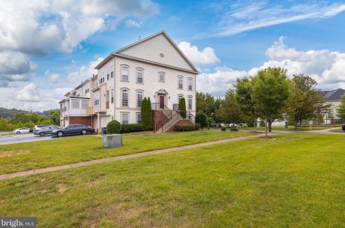 10460 Tenth Alabama Way, Bristow, VA 20136-1324