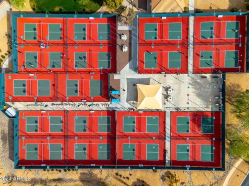 22033 Golf Club Dr, Sun City AZ 85375-2078 exterior