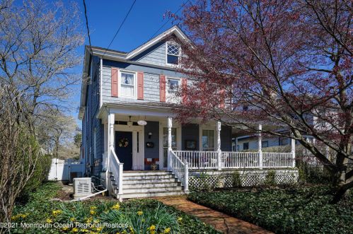 206 Branch Ave, Tinton Falls, NJ 07701-2261