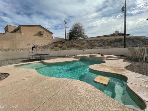 3008 Maverick Dr, Lake Havasu City, AZ 86404-4045