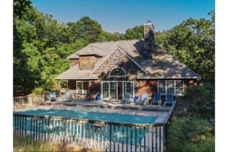 3 Longboat Ln, East Hampton NY  11937-3517 exterior