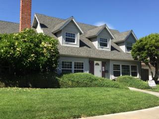 1011 Brookdale Pl, Fullerton, CA 92831-3330