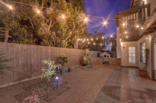 5521 Lesa Rd, La Mesa CA  91942-1704 exterior