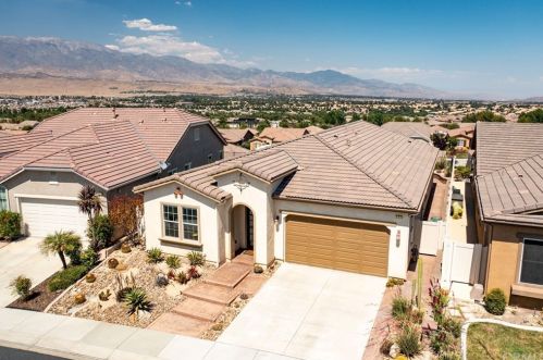 382 Prospect Park, Beaumont CA  92223-3404 exterior