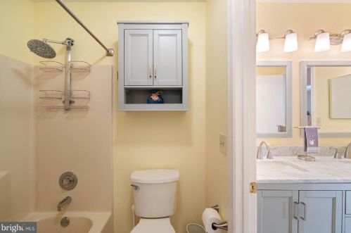 10909 Heatherwood Dr, Spotsylvania VA  22553-1669 exterior