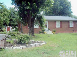 604 Poss St, Smithville, TN 37166-2905