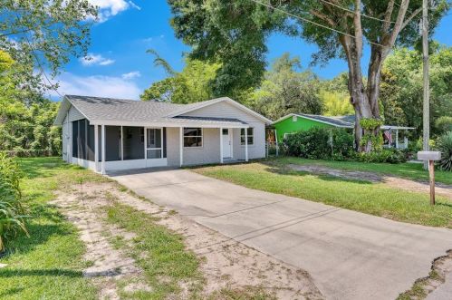 37300 Vista Dr, Dade City, FL 33523-2059