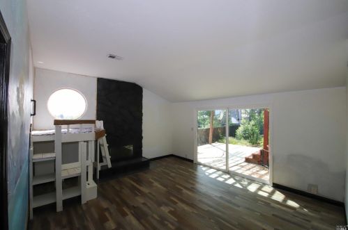 440 La Cresta Dr, Vacaville CA  95688-4218 exterior