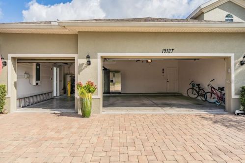 19127 Falcon Crest Blvd, Land O Lakes FL  34638-6156 exterior