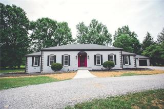 606 Belmont Rd, Clarksville, TN 37040-7727