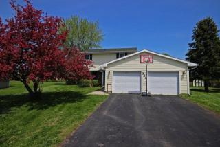 322 Cherokee Trl, Frankfort, OH 45628-7001