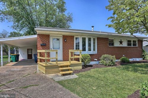 4711 Courtland St, Camp Hill PA  17011-4025 exterior