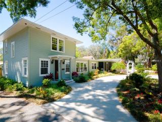 511 Mcrorie St, Lakeland, FL 33803-1315
