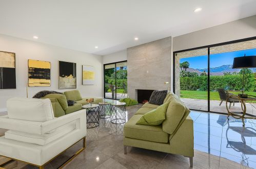 6 Cornell Dr, Rancho Mirage CA  92270-3630 exterior