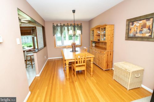 188 Windsor Ave, Southampton PA  18966-3334 exterior