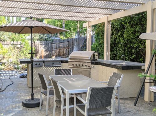 995 Moonlit Way, Folsom, CA 95630-7506