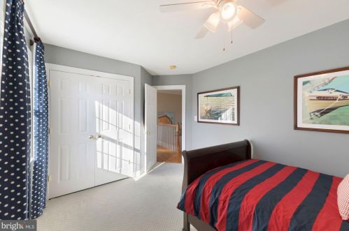 1802 Pimmit Dr, Falls Church VA  22043-1114 exterior