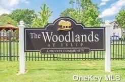 79 Cardinal Ln, Islip Manor, NY 11751-3303