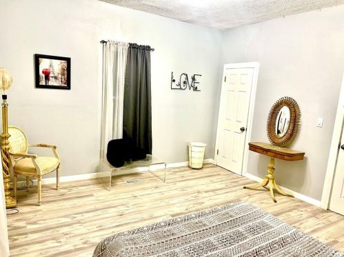 7 Little Ave, Middletown NY  10940-5109 exterior