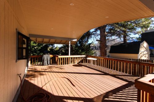 1253 Panorama Dr, Big Bear City CA  92314-9828 exterior