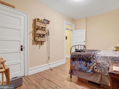 365 College Ave, Lancaster PA 17603-3319 exterior