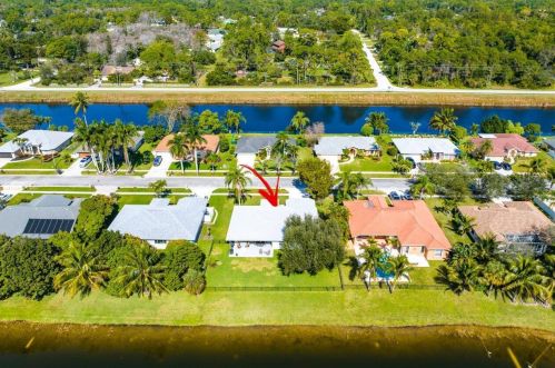 176 Monterey Way, West Palm Beach FL  33411-7816 exterior