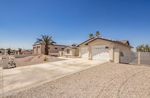 415 Snowbird Ln, Lake Havasu City AZ  86403-4952 exterior