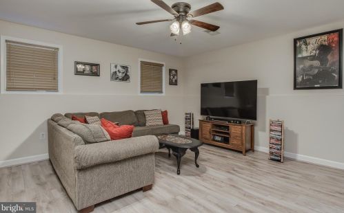 14938 Molly Pitcher Hwy, Upton PA 17225-9457 exterior