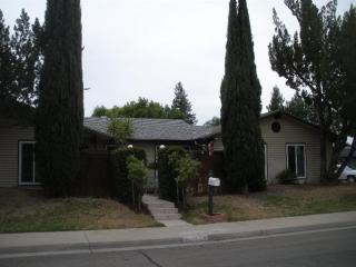 1574 San Gabriel Ave, Clovis, CA 93611-4532
