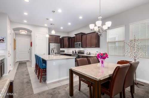 3036 Pinto Dr, Gilbert AZ 85296 exterior