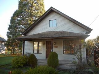 6625 Prospect St, Tacoma, WA 98409-6042
